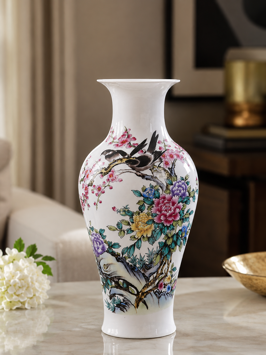 White Ceramic Fresa 36cm Table Vase