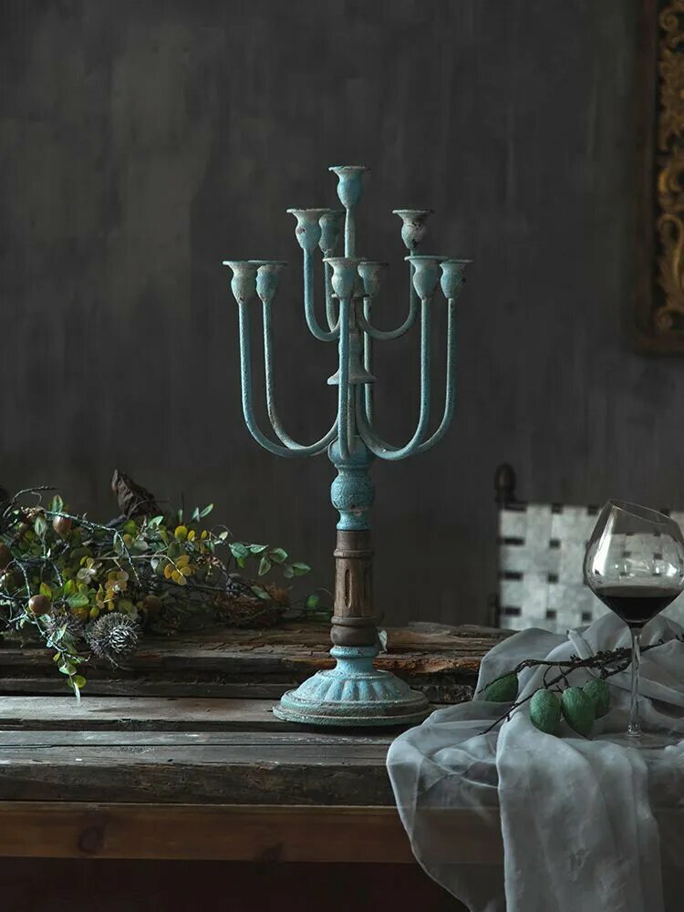 Retro Old Blue candlestick holds 10 candles