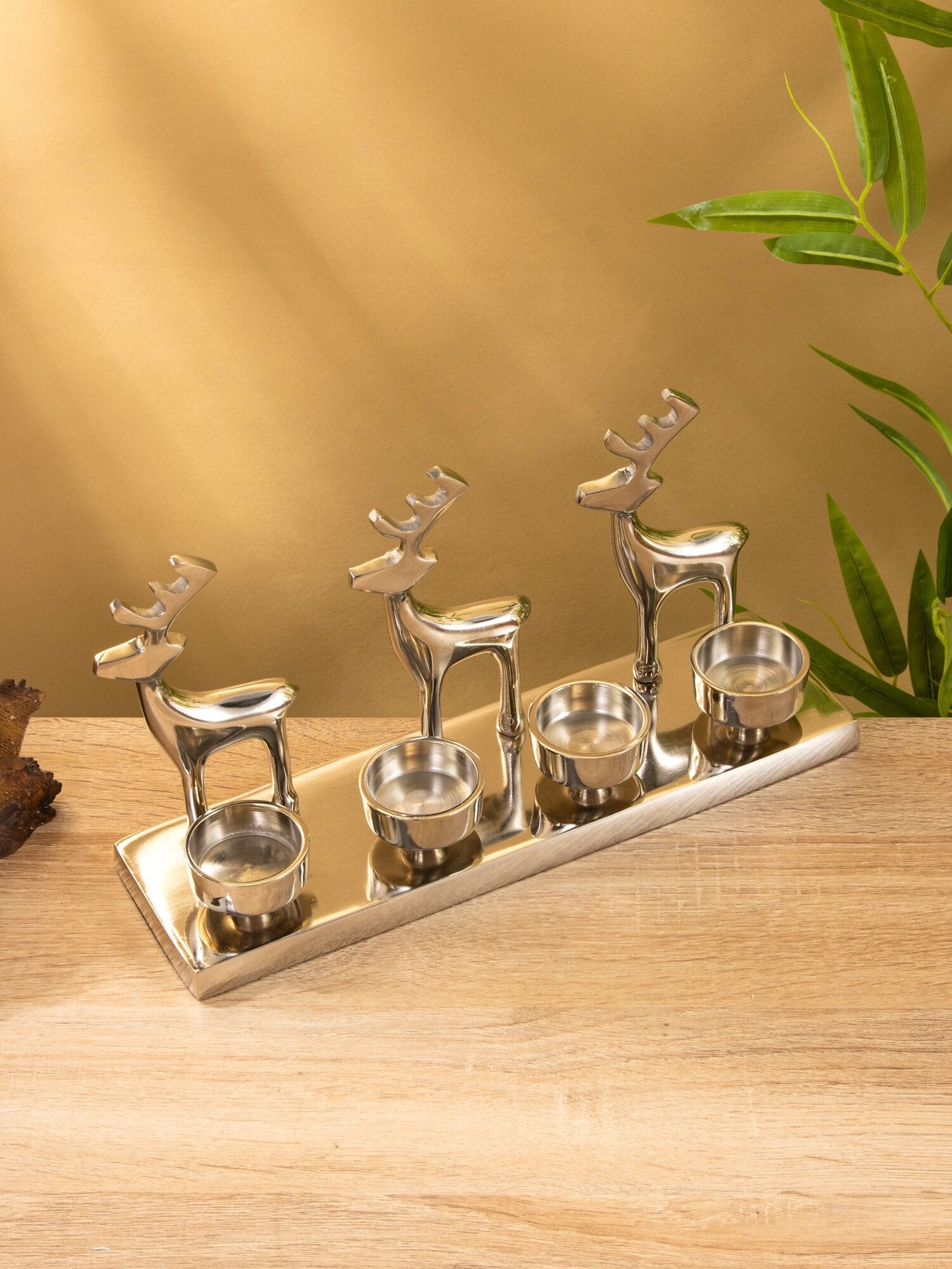 Trio Of Deer Aluminum 4-Candle Holder Decor